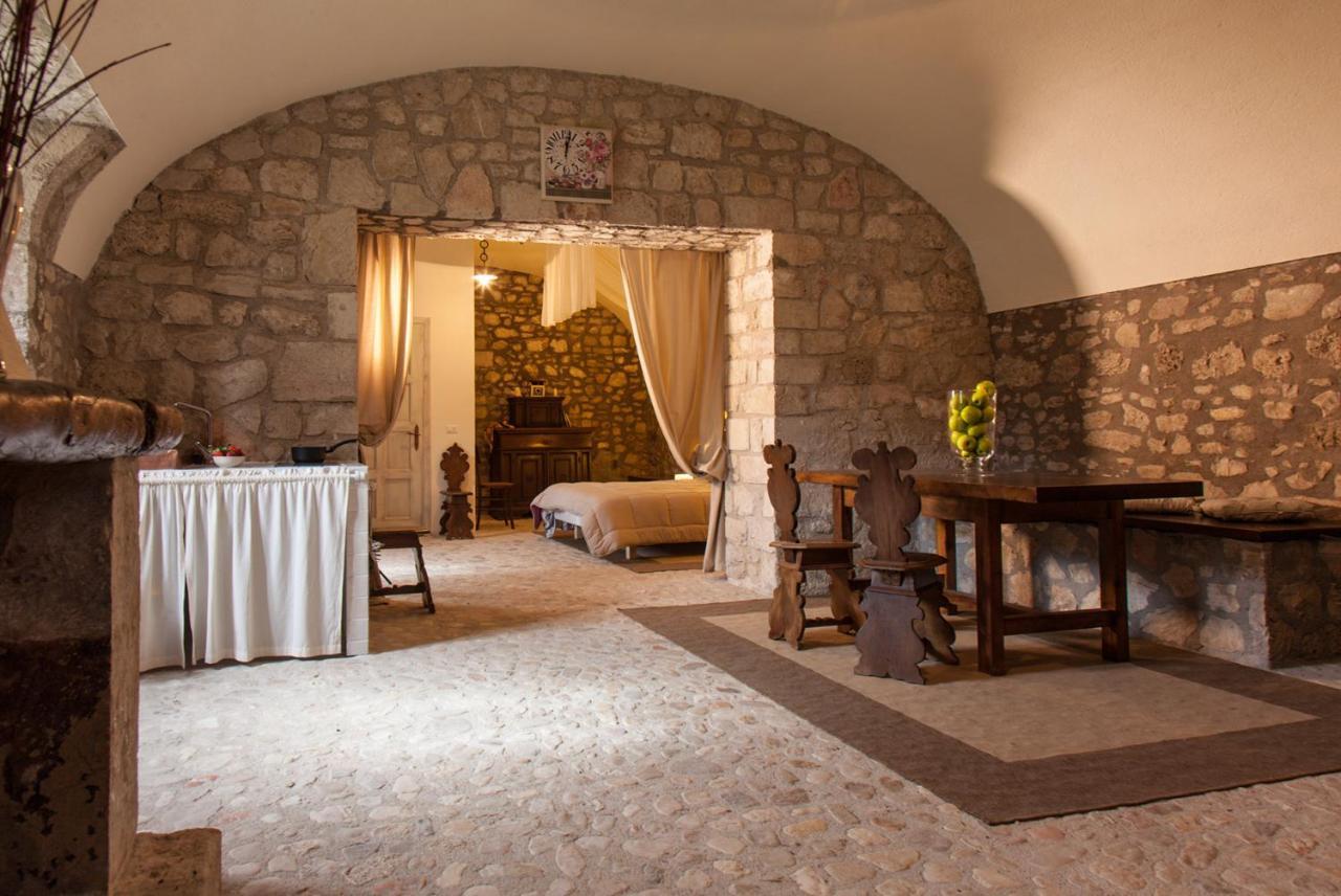 Agriturismo La Commenda-Adults Only กาสเชีย ห้อง รูปภาพ