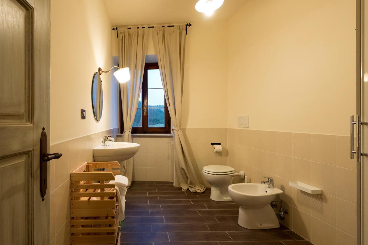 Agriturismo La Commenda-Adults Only กาสเชีย ห้อง รูปภาพ
