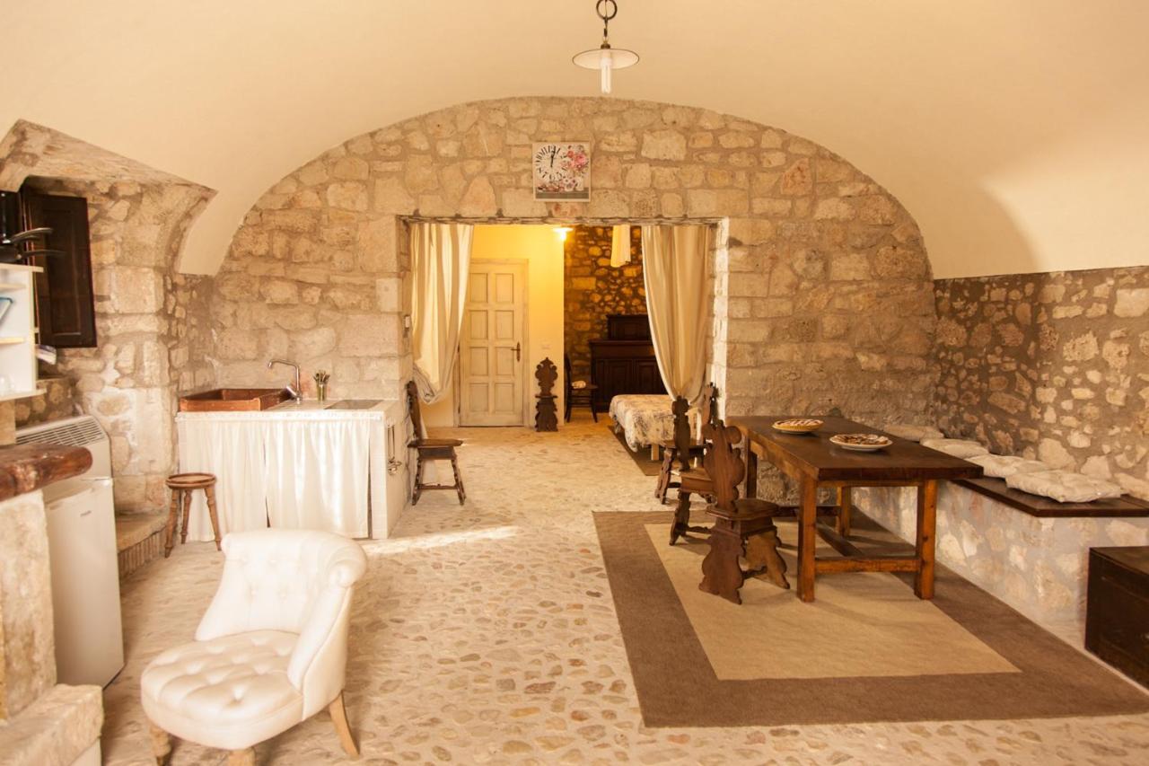 Agriturismo La Commenda-Adults Only กาสเชีย ห้อง รูปภาพ