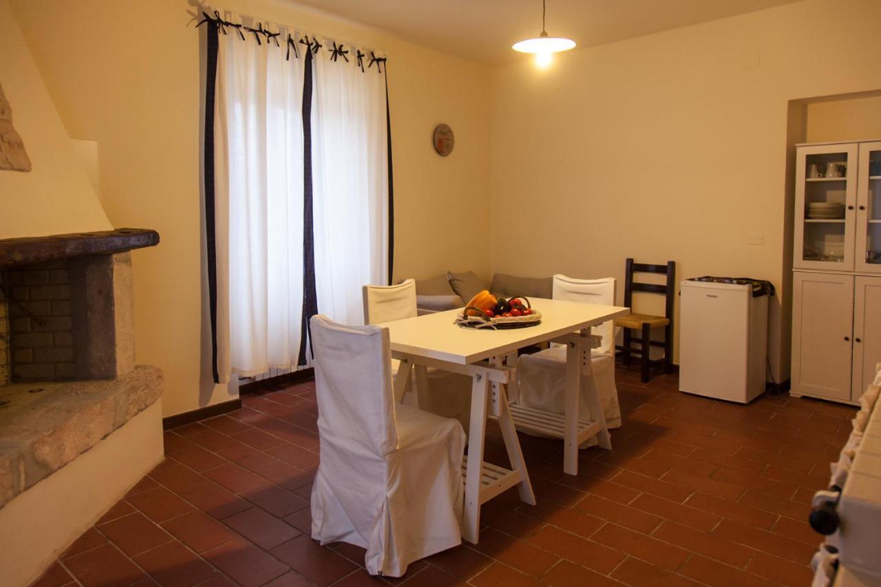 Agriturismo La Commenda-Adults Only กาสเชีย ห้อง รูปภาพ