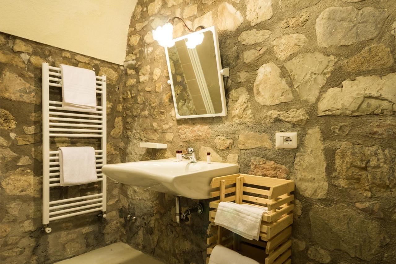 Agriturismo La Commenda-Adults Only กาสเชีย ห้อง รูปภาพ