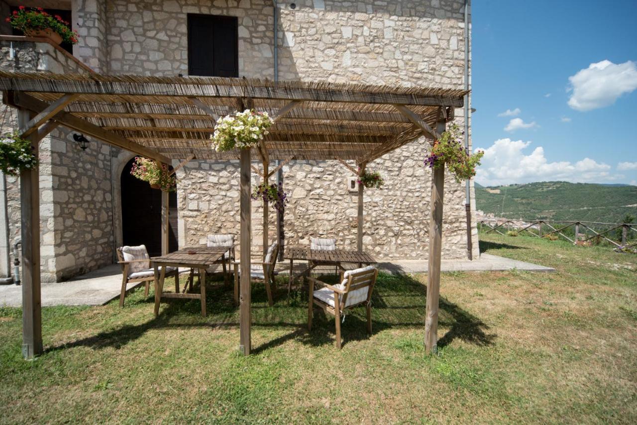 Agriturismo La Commenda-Adults Only กาสเชีย ภายนอก รูปภาพ
