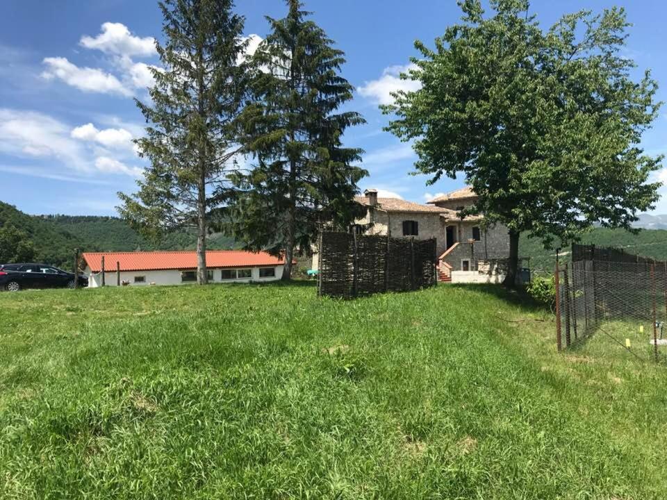 Agriturismo La Commenda-Adults Only กาสเชีย ภายนอก รูปภาพ